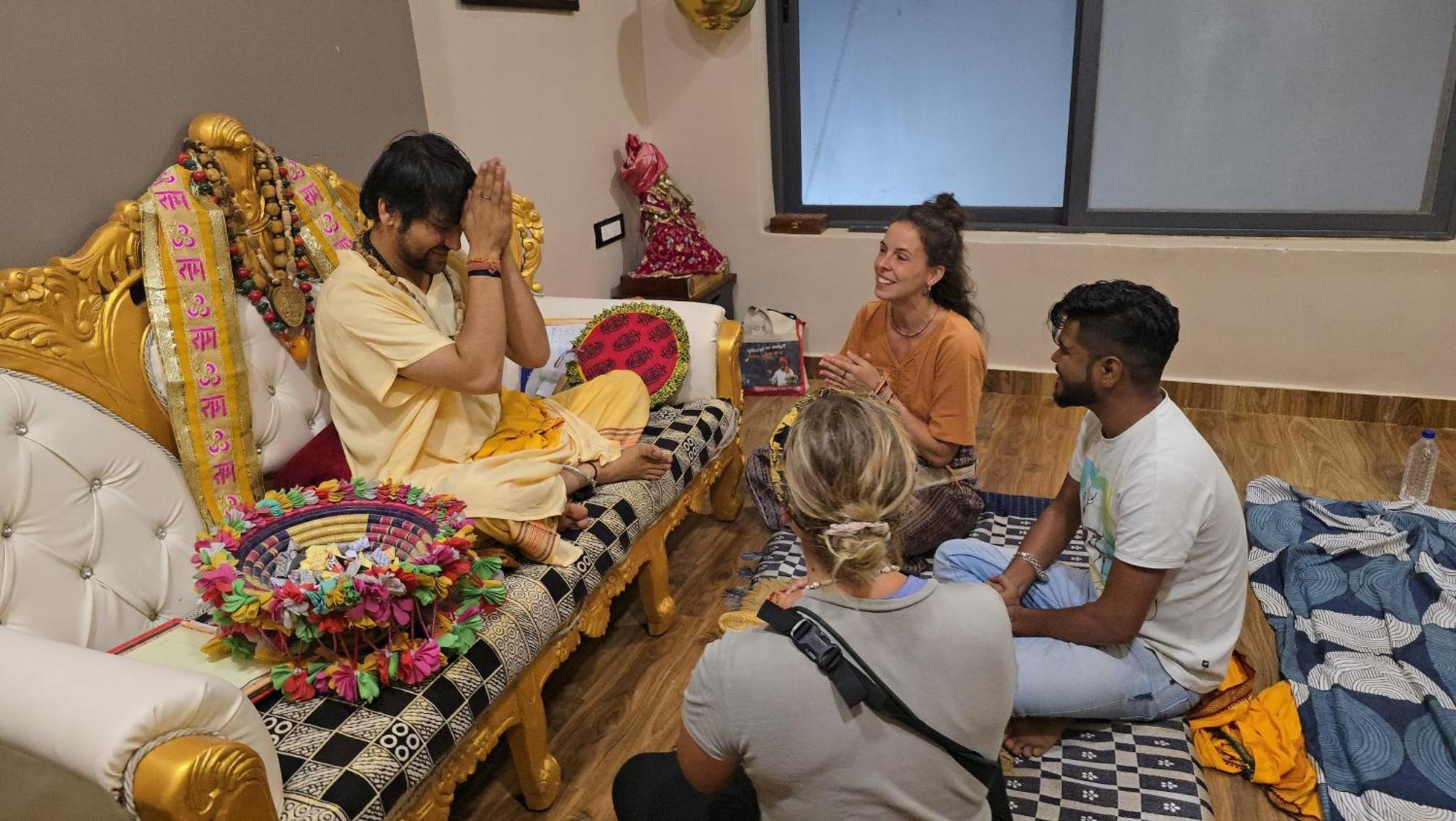 Karma Hostel Khajurāho Extérieur photo